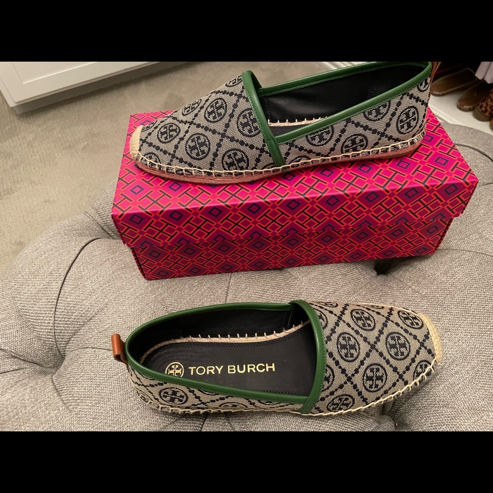 Tory Burch Monogram Espadrille flat.